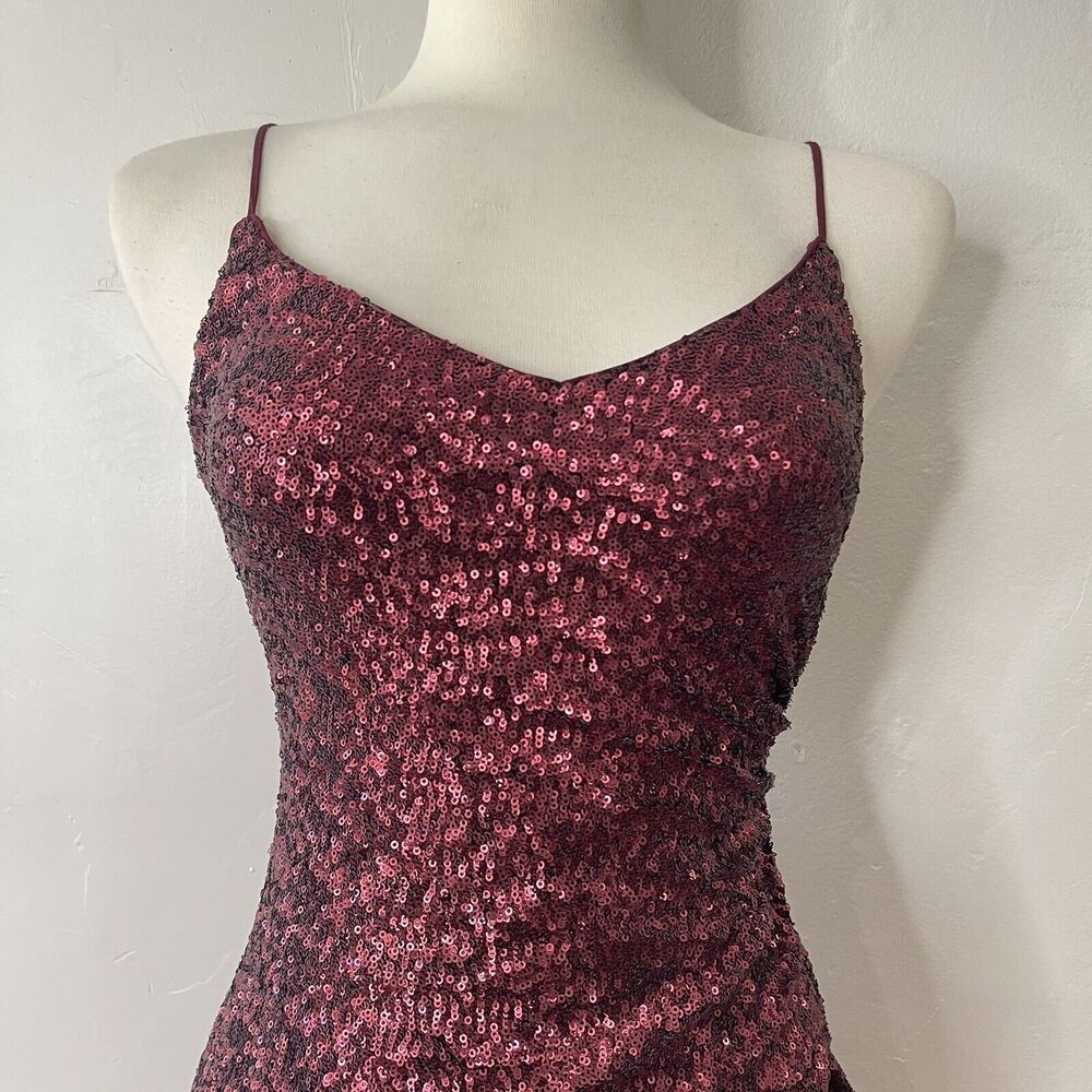 Black Halo Bowery Sequined Sheath Dress Size 2 Red Pinot Noir 2010s Formal NWT - Picture 3 of 12